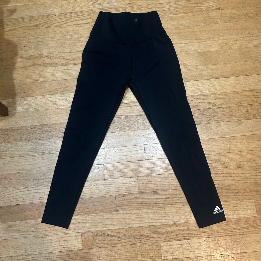 Women’s S Capri Adidas Leggings
